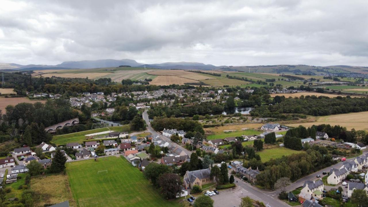 Luxury Cottage With Mountain View'S Cononbridge Exteriér fotografie